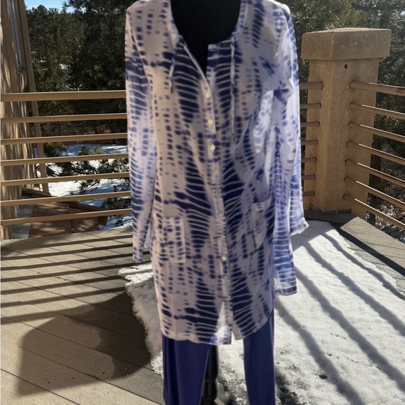 Yest Pants - Cobalt blue and White Button-Up Tunic and leggings